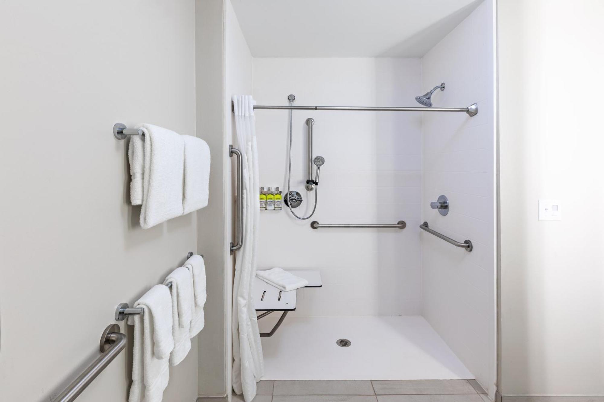 Holiday Inn Express & Suites Purcell By Ihg Екстер'єр фото